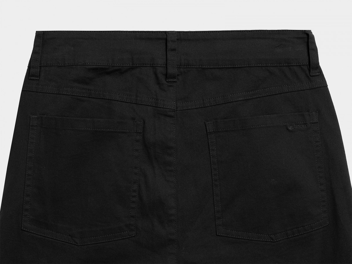 OUTHORN Spodnie tkaninowe damskie Głęboka czerń 5