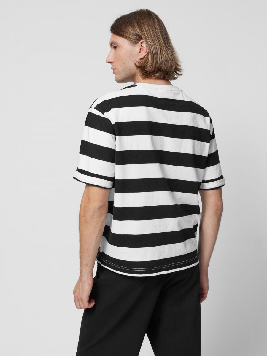 OUTHORN T-shirt oversize w paski męski - czarno-biały Multikolor 1 5