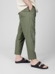 OUTHORN Spodnie tkaninowe z lnem męskie - khaki Khaki 5