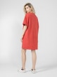 OUTHORN Sukienka t-shirtowa oversize midi - czerwona Czerwony 4