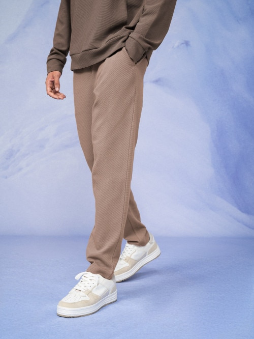 Spodnie dresowe w prążki męskie  brązowe