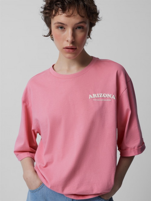 T-shirt o kroju boxy z nadrukiem damski - różowy