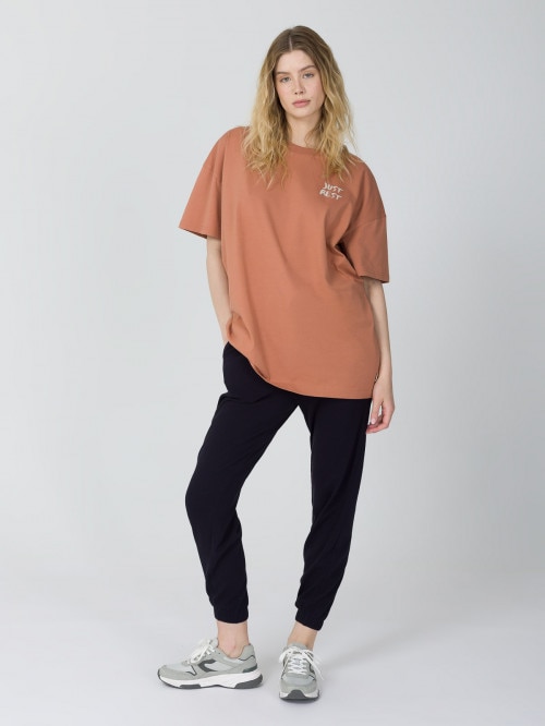 T-shirt oversize z nadrukiem damski - pomarańczowy
